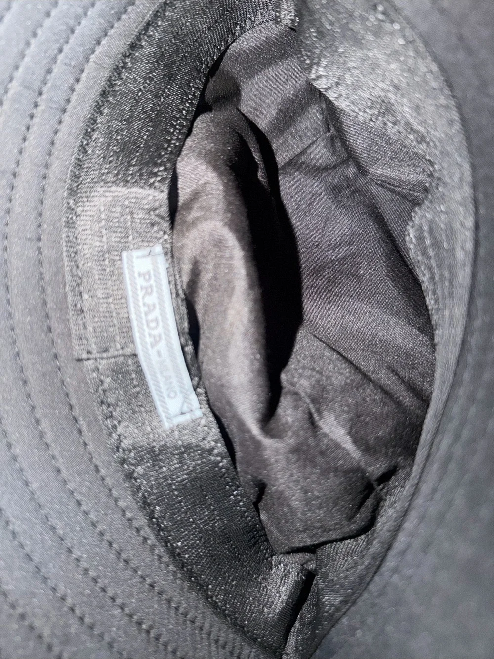 Prada Black Bucket Hat with Triangular Logo - Picture 5 of 6